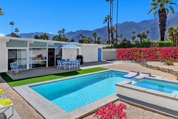 Central Palm Springs Vacation Rental